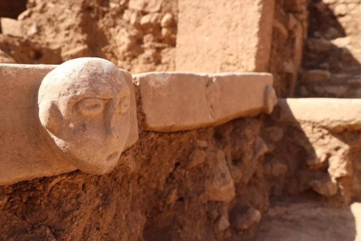 Aparecen rostros humanos de hace más de 10.000 años en Turquía. Un hallazgo en Sefertepe revela un arte neolítico distinto al de Göbeklitepe y otras ciudades rituales de Anatolia