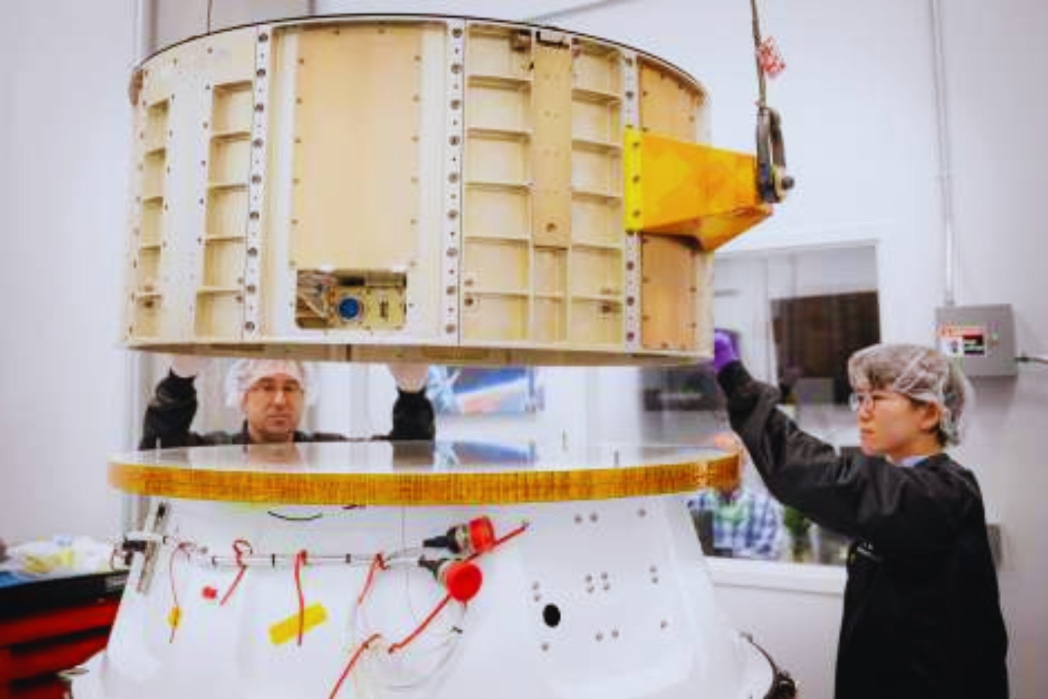 Los satélites ya no tienen por qué ser cubos. La NASA prueba un nuevo diseño en forma de disco para cambiar cómo lanzamos carga al espacio