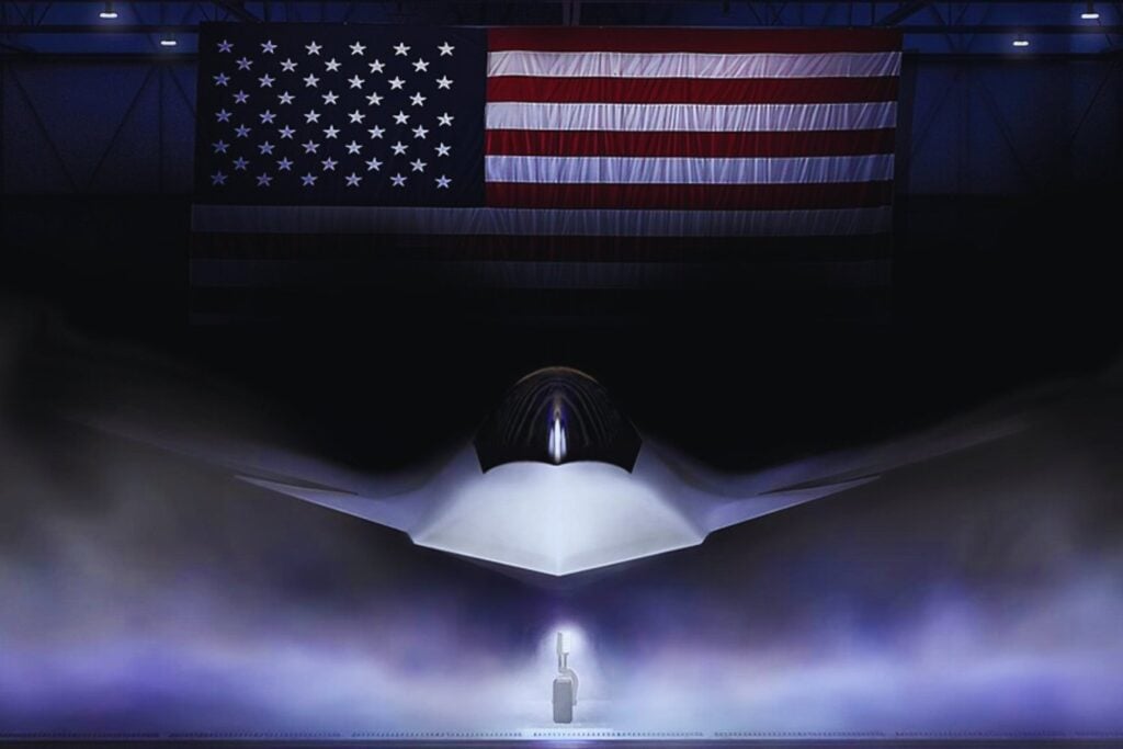 Estados Unidos confirma un salto tecnológico histórico en su aviación militar. El legendario F-22 Raptor será reemplazado por un nuevo caza con IA, sensores 360° y arquitectura para la guerra multidominio