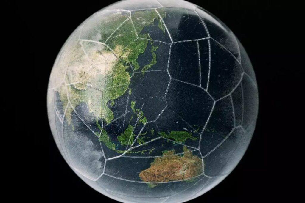 Un nuevo modelo tectónico podría cambiar cómo buscamos vida en otros mundos. La NASA y varias universidades revelan que los exoplanetas con “tapa episódica y flexible” tendrían mayor capacidad para mantener agua y atmósferas estables