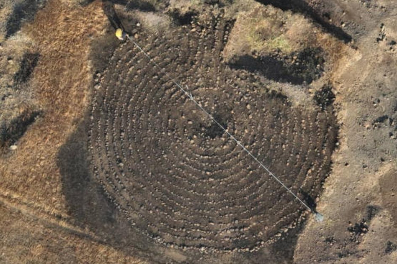 Un laberinto de miles de piedras apareció en India y no encaja en la historia local. Por qué podría estar conectado con el comercio romano