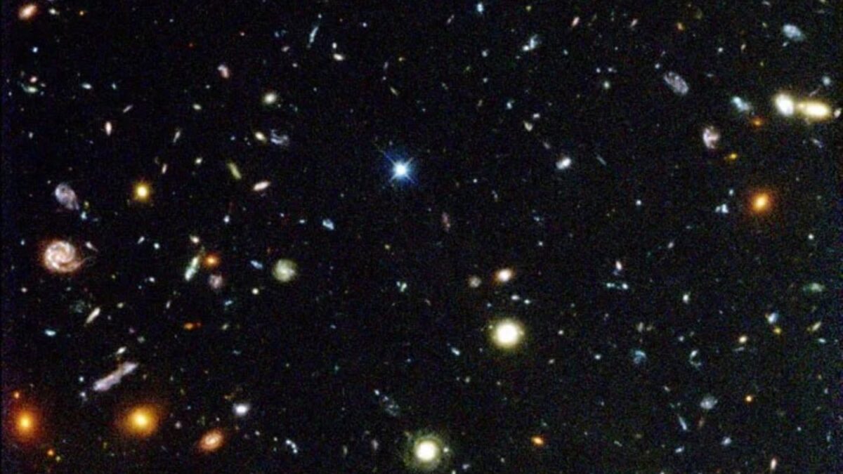 Dix secondes de signal qui ont traversé 13 milliards d’années d’histoire cosmique. James Webb détecte une supernova alors que l’univers était encore en train de naître