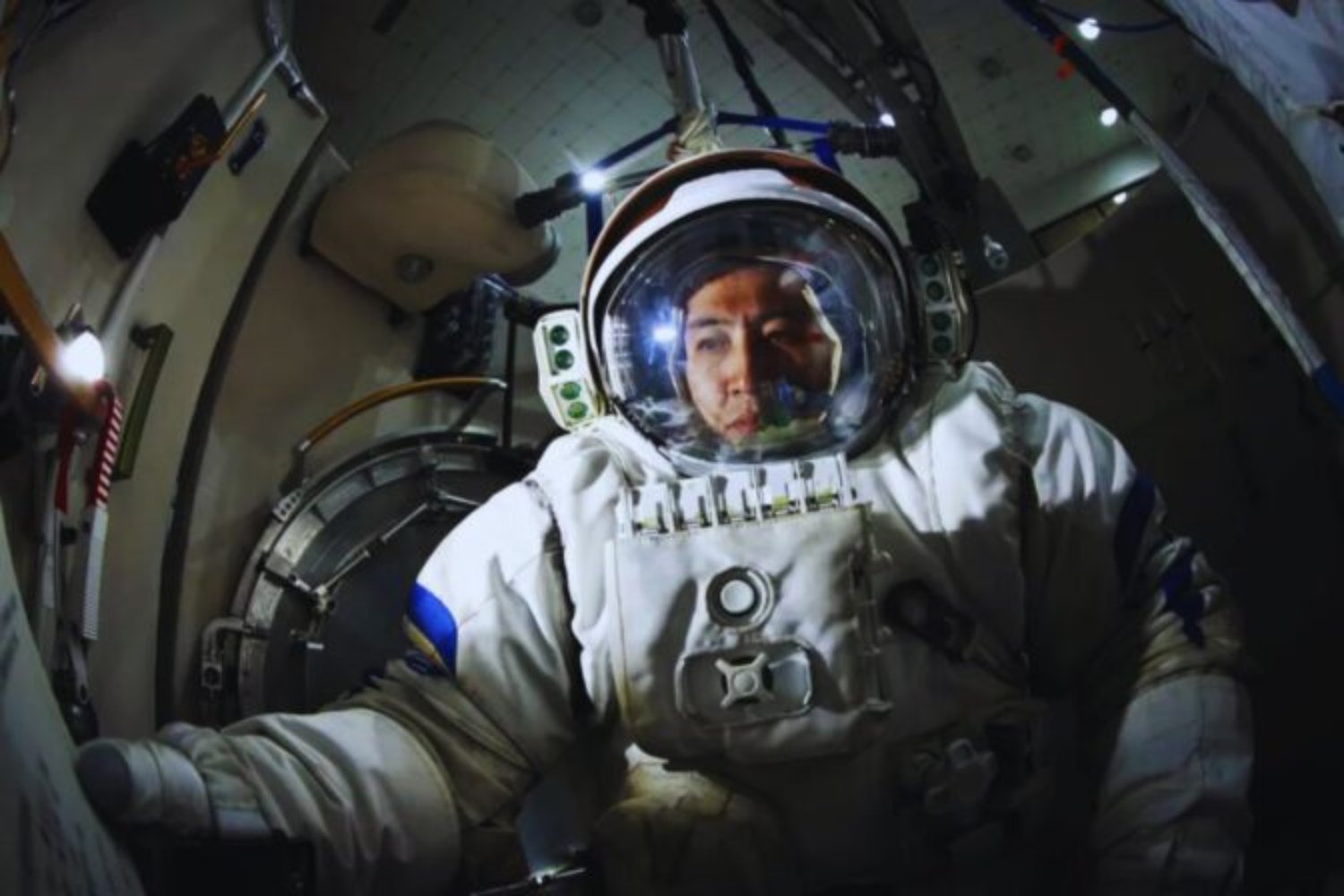 Vivir como un astronauta sin salir de la Tierra. Un experimento europeo pagará hasta 23.000 euros por 100 días de aislamiento