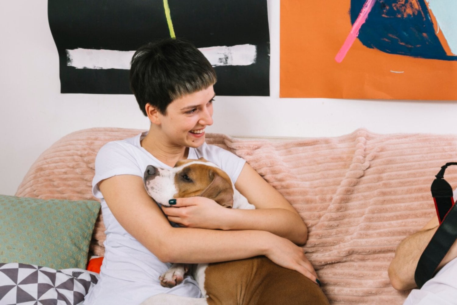 Convivir con un perro en la adolescencia mejora la salud mental y social, según la ciencia