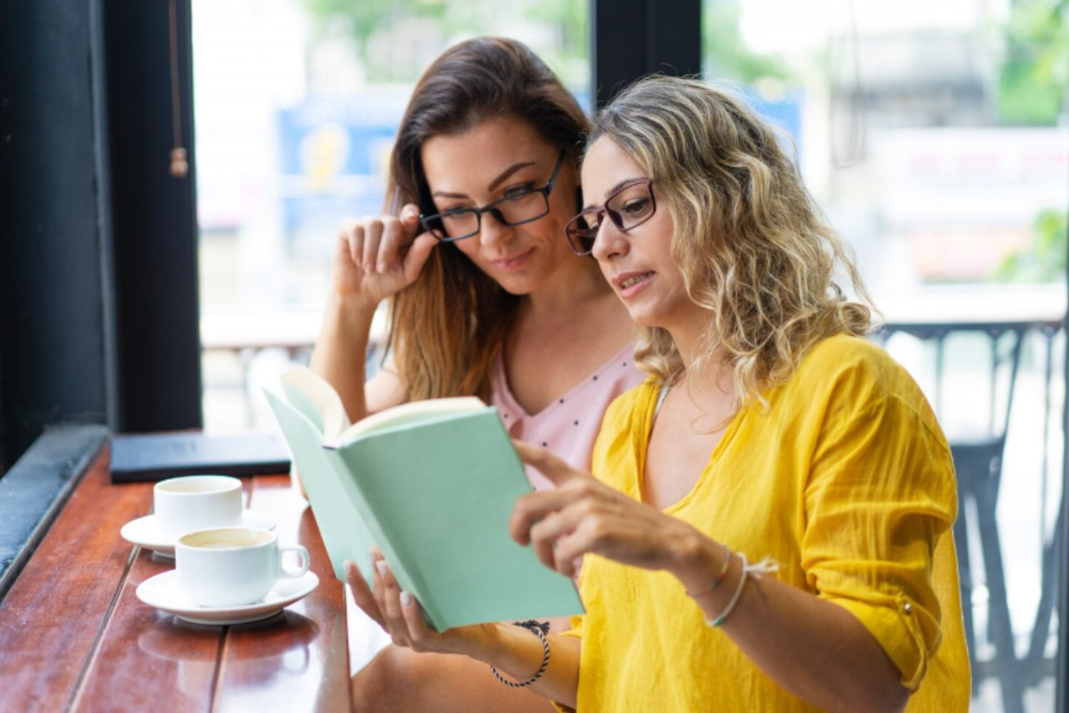 La brecha cultural que nadie vio venir: por qué hombres y mujeres ya no se entretienen igual