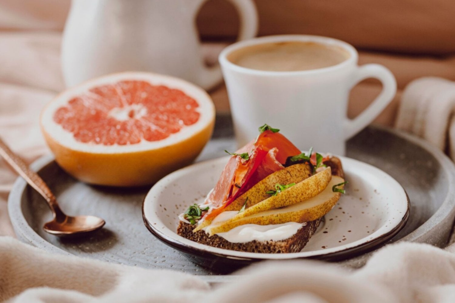 Llevamos un siglo creyendo que el desayuno es imprescindible. La ciencia dice otra cosa
