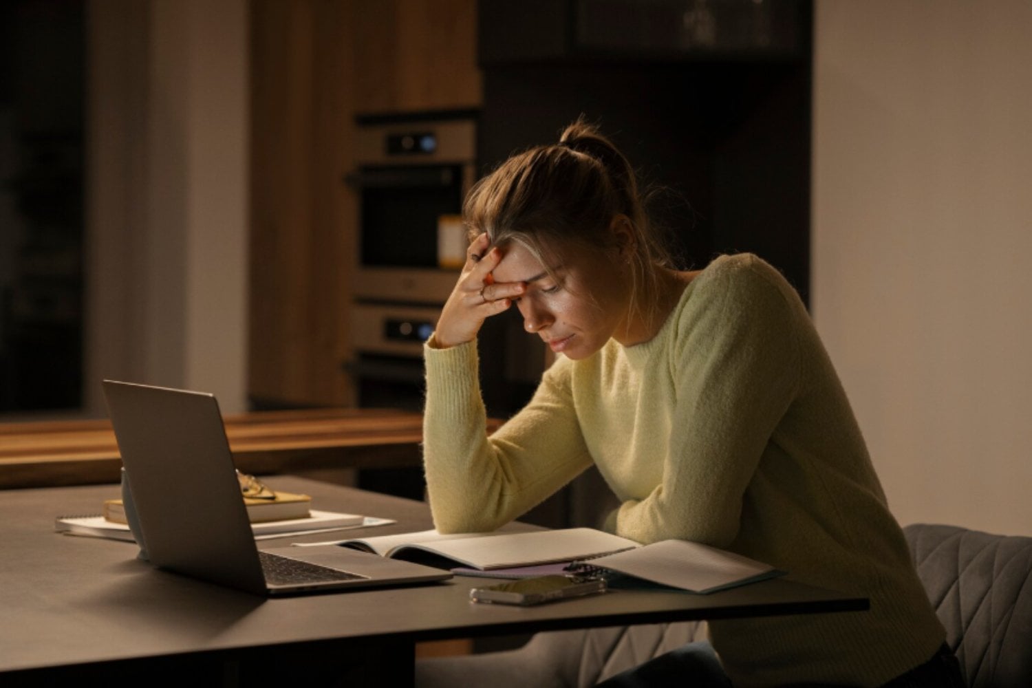 La trampa de estudiar muchas horas: cuando el cerebro dice basta