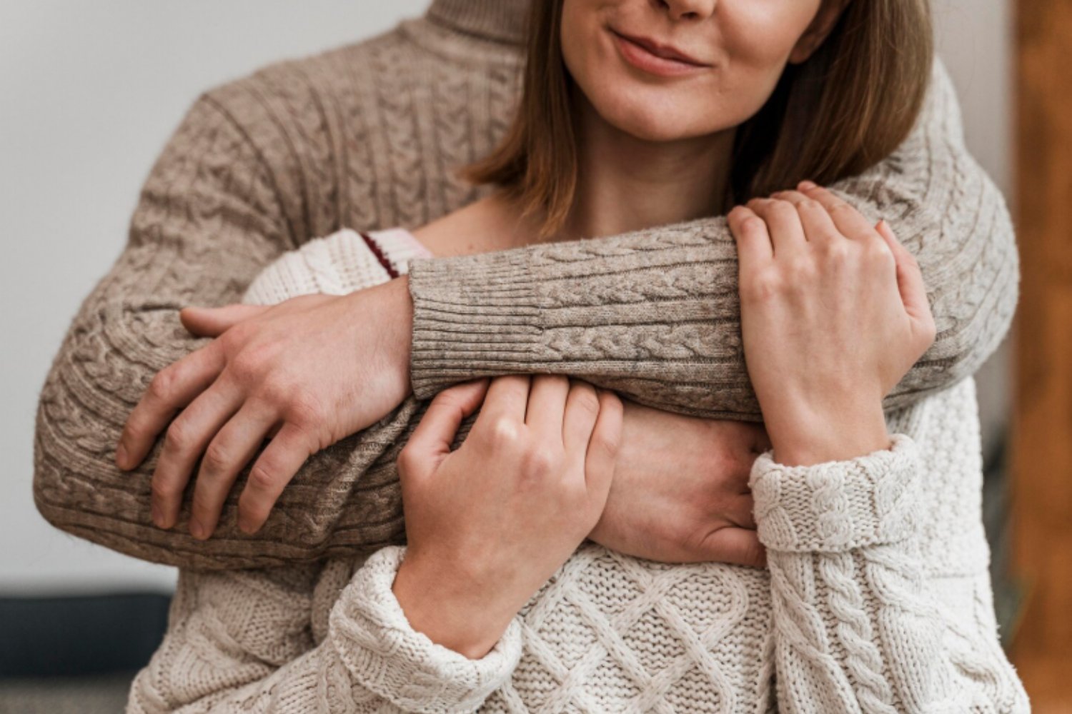 Un abrazo que cura: cómo el calor en la piel influye en la mente y la identidad