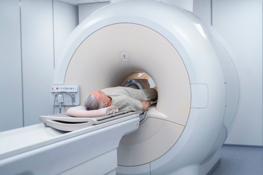 Resonancias de cuerpo entero: ¿chequeo milagroso o fábrica de sustos médicos?