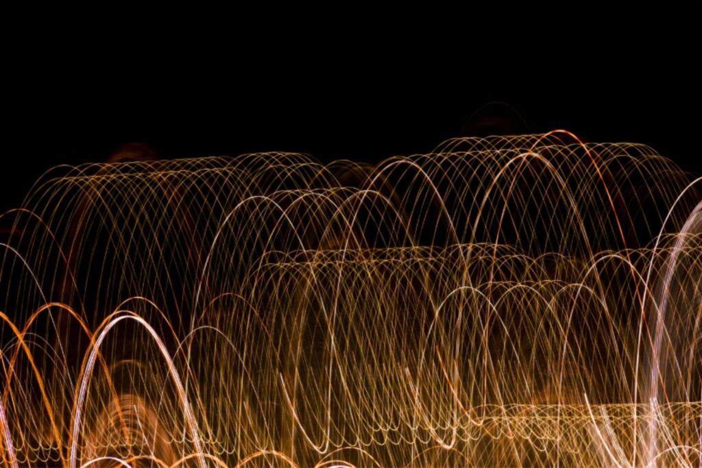 Europa impulsa la fotónica del futuro con rayos de “luz retorcida”