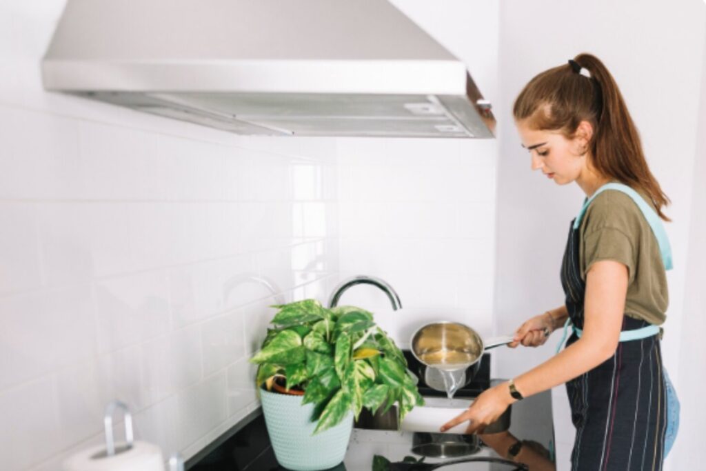 El pulmón oculto de la cocina: cómo funcionan realmente las campanas y qué impacto tienen en el aire que respiras