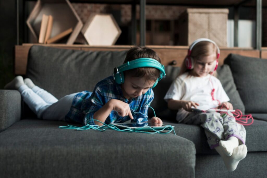 Cuando jugar deja de ser un juego: la amenaza silenciosa de los chats en videojuegos infantiles