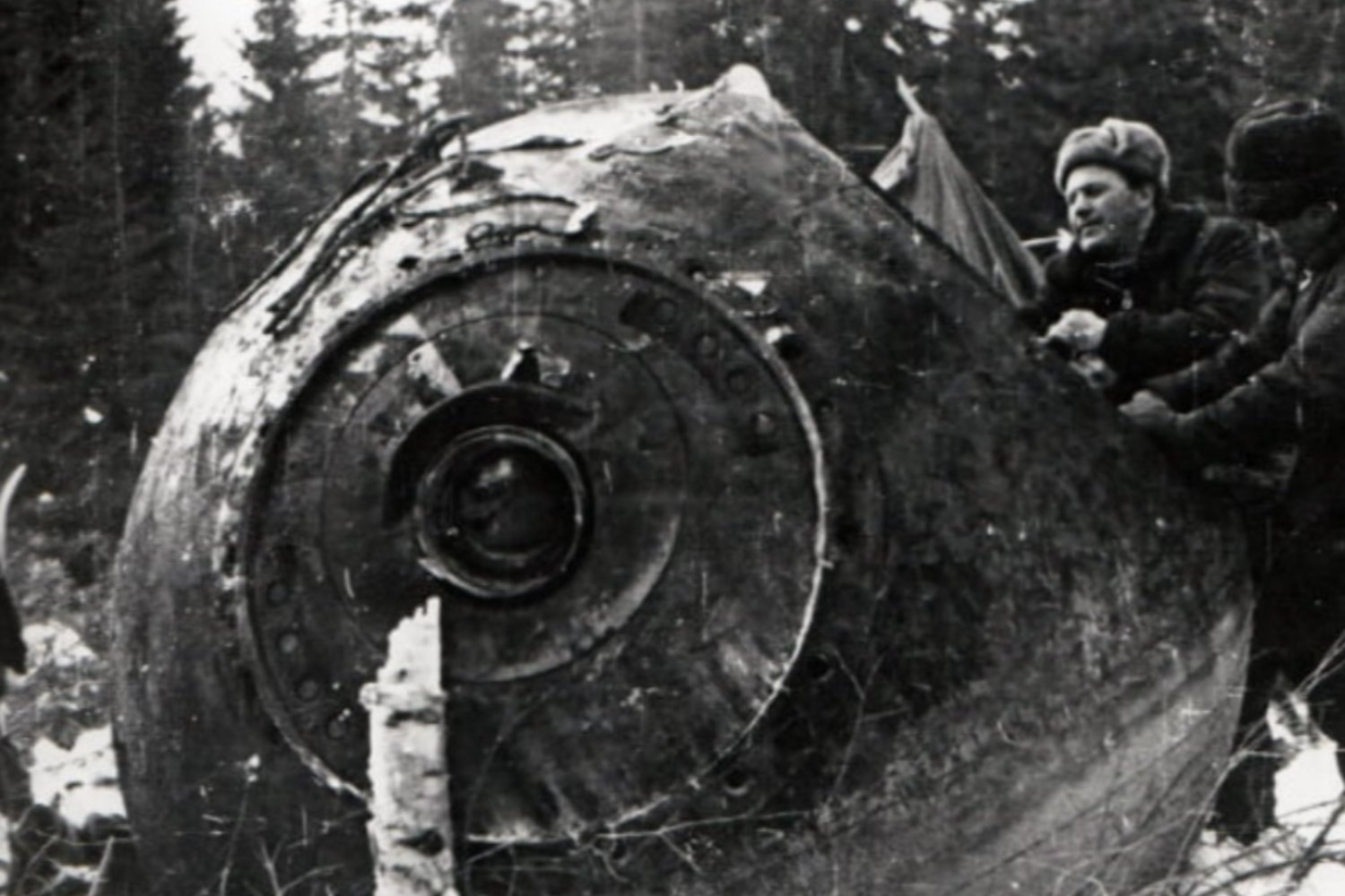 Cuando un reactor nuclear cayó del espacio: el día que la Guerra Fría dejó restos radiactivos en Canadá Un satélite soviético con un rea