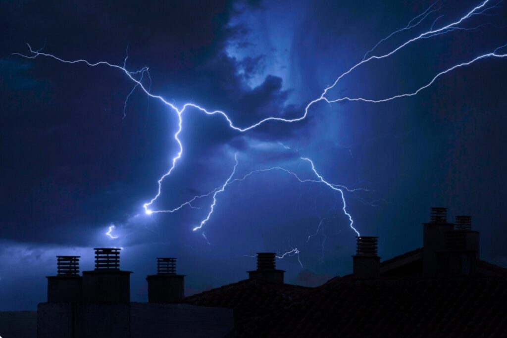 El misterioso origen de los rayos: la pista que Austria acaba de entregar a la física atmosférica