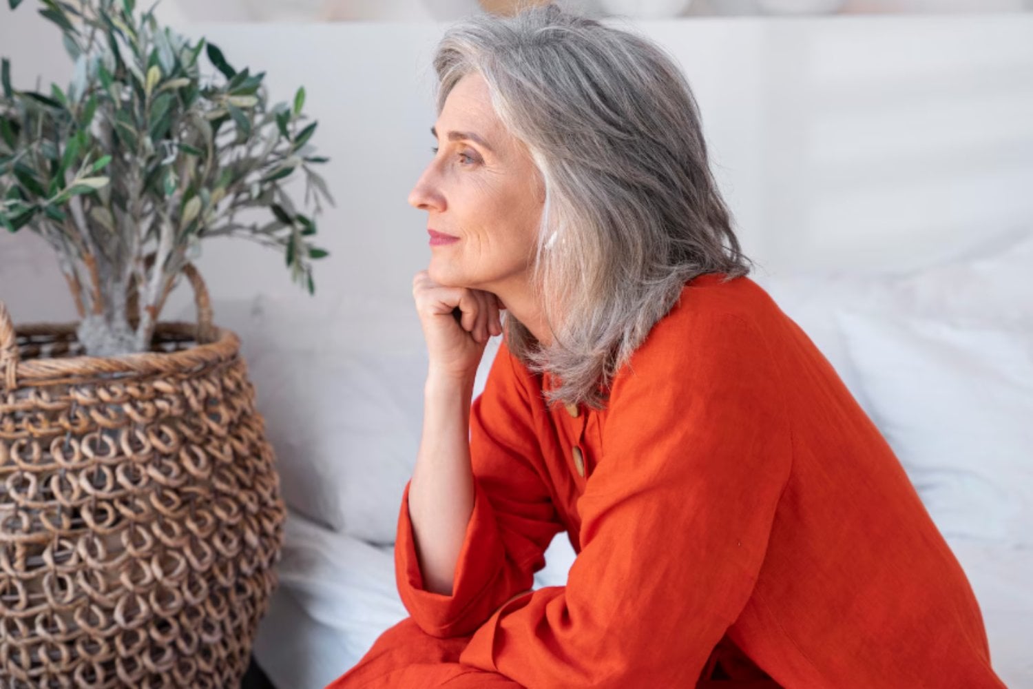 Menopausia bajo la lupa: qué es el menowashing y cómo atravesar esta etapa con bienestar real —no marketing