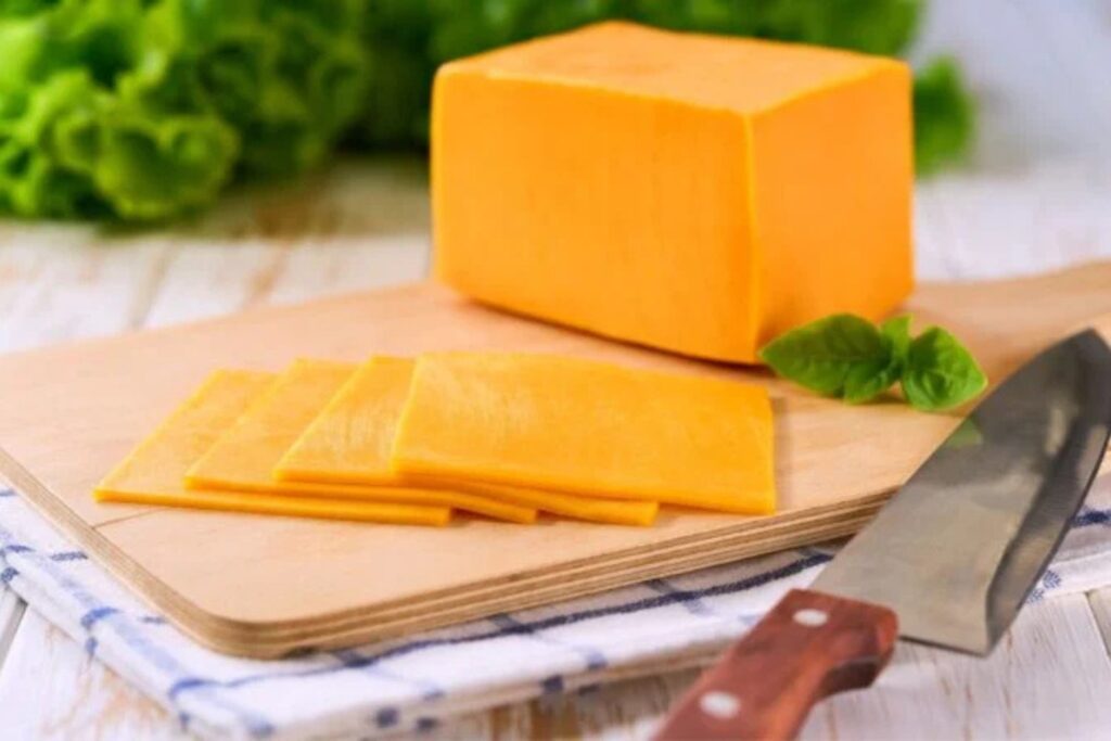 Queso Cheddar