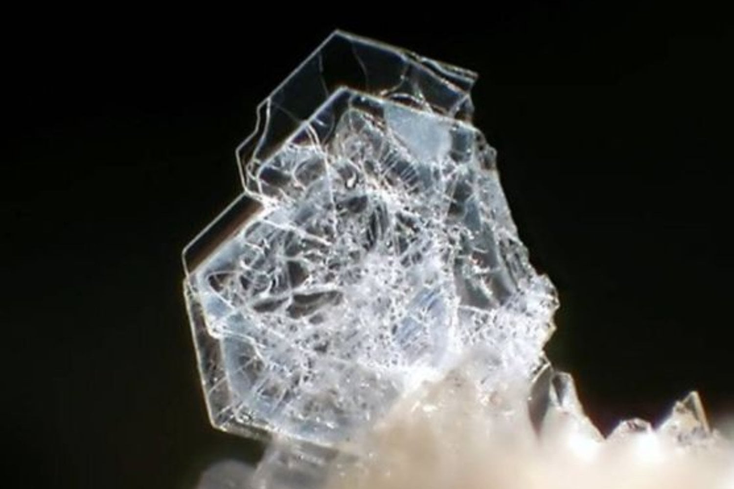 Durante 300 años nadie entendió este meteorito alemán. Ahora sabemos que contiene un material imposible y que desafía las leyes de la física