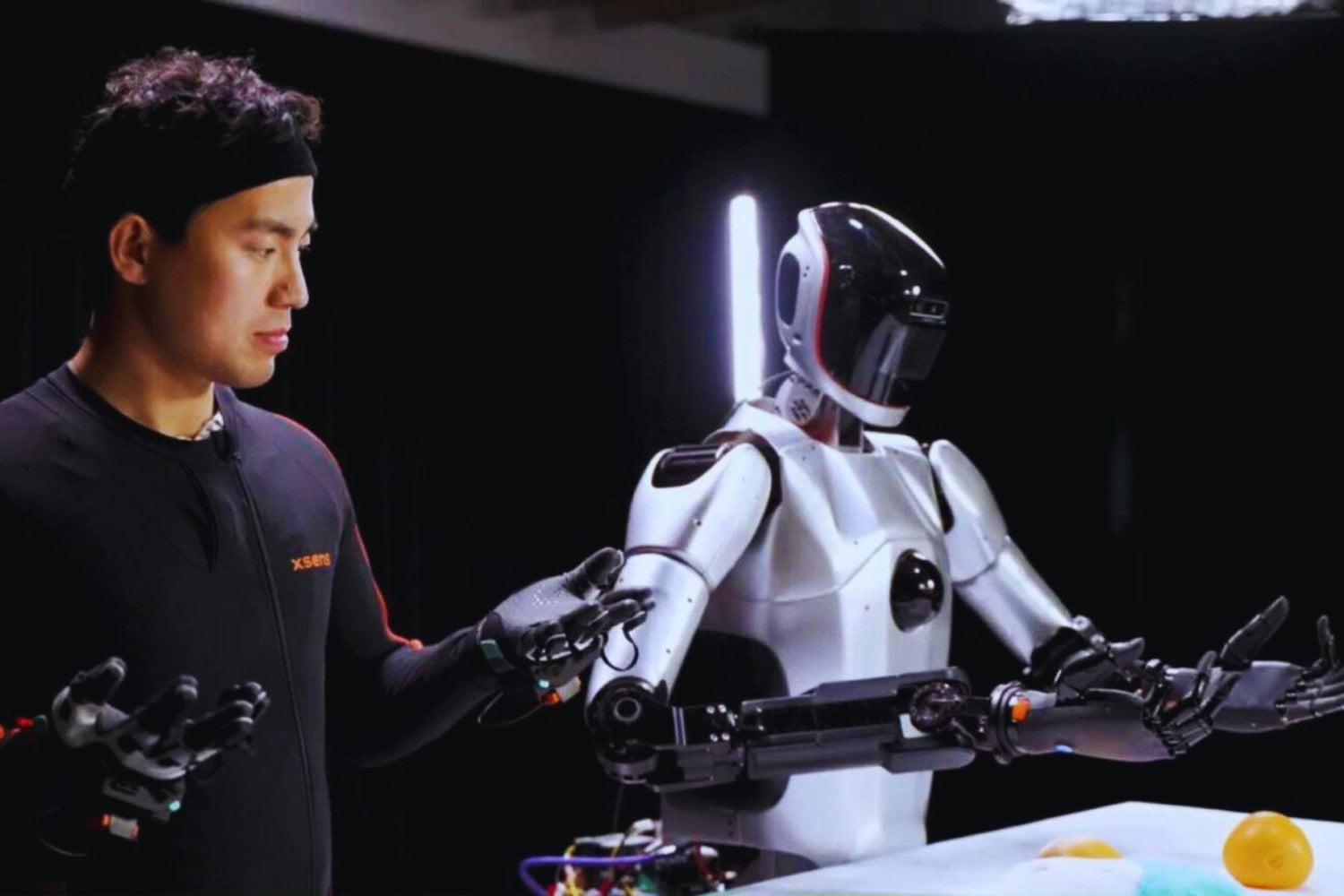 En China ya entrenan robots humanoides como hace un siglo. Repetir tareas hasta el cansancio sigue siendo la clave de la automatización