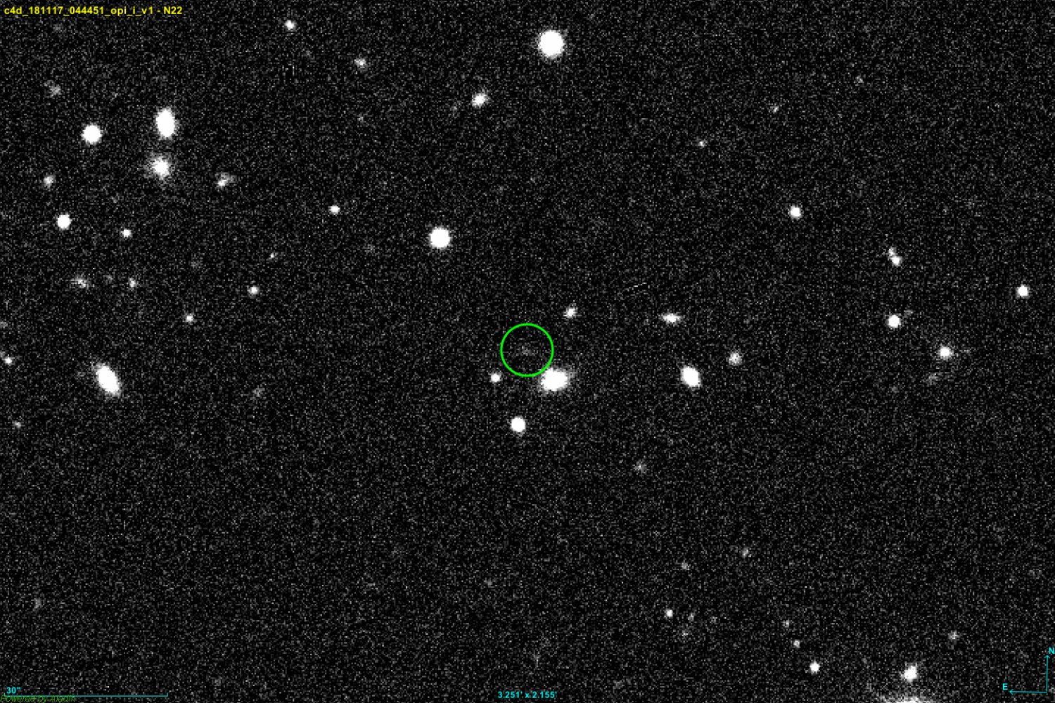 La NASA tuvo que aclararlo tras los titulares virales. La Tierra no tiene una segunda luna, pero sí un acompañante que la sigue en su órbita