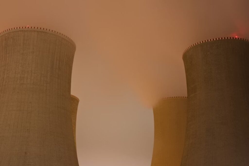 Más de 3 millones de toneladas de basura importada al año se transforman en calor y luz. Así funciona la maquinaria energética de Suecia