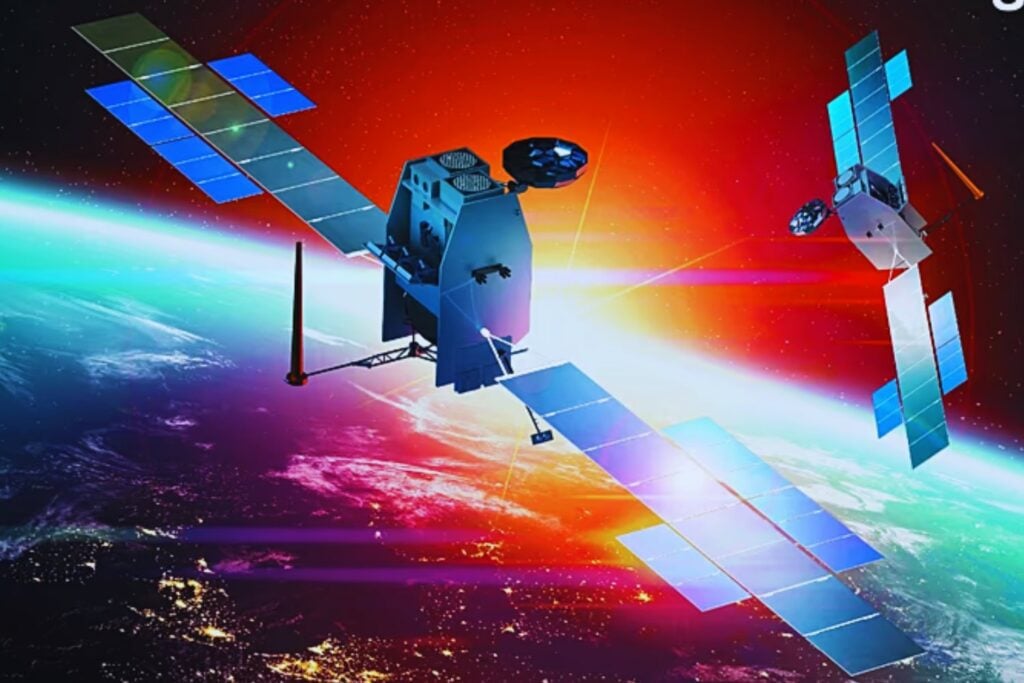 Una partícula del tamaño de un grano de arena ha dejado fuera de juego al satélite militar más ambicioso de España. Y el problema no es solo técnico: es estratégico