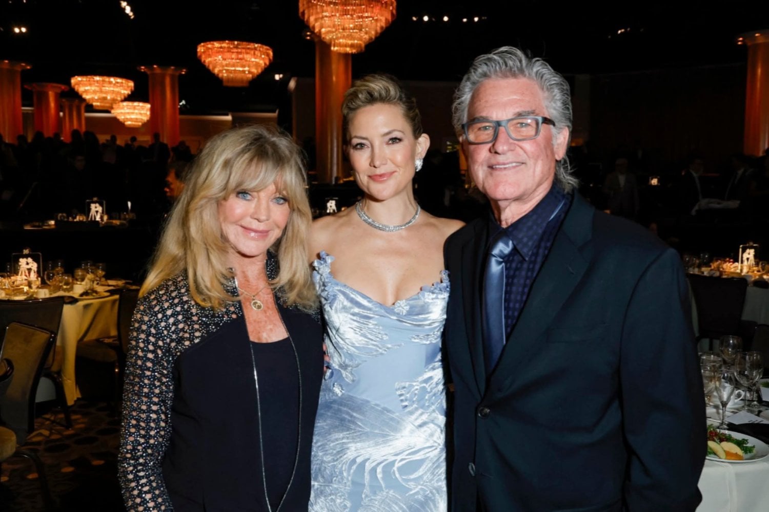 Kate Hudson explica por qué Kurt Russell es su verdadero padre, aunque no compartan sangre