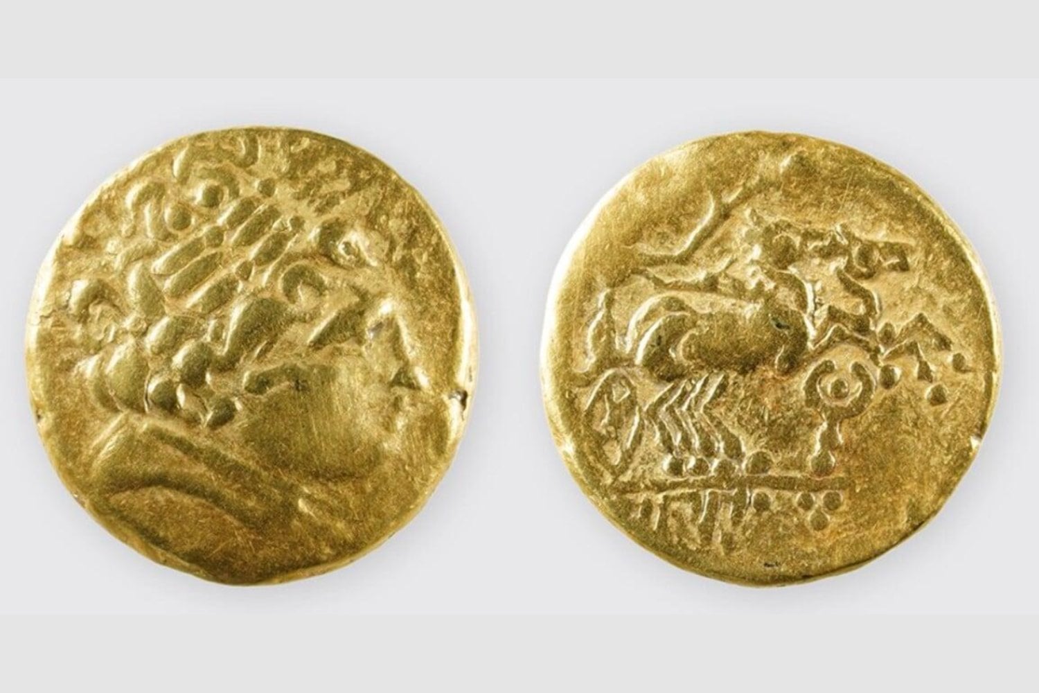 El hallazgo subacuático que desconcierta a los arqueólogos: monedas celtas de oro sin función comercial
