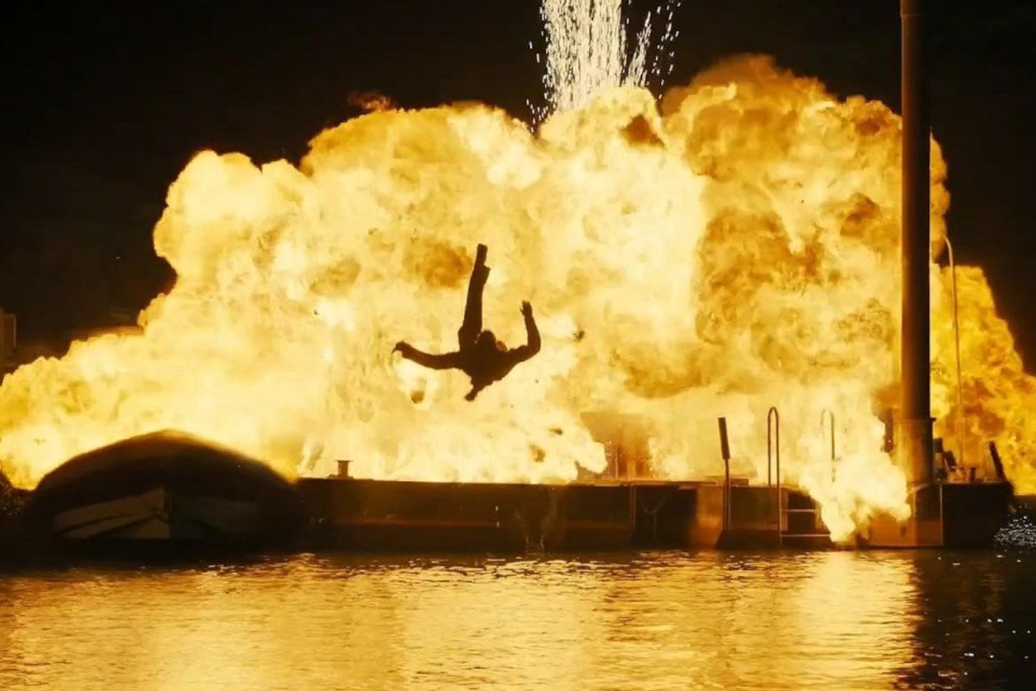 Del Universo DC al cine de acción: Momoa y Bautista estrenan película juntos
