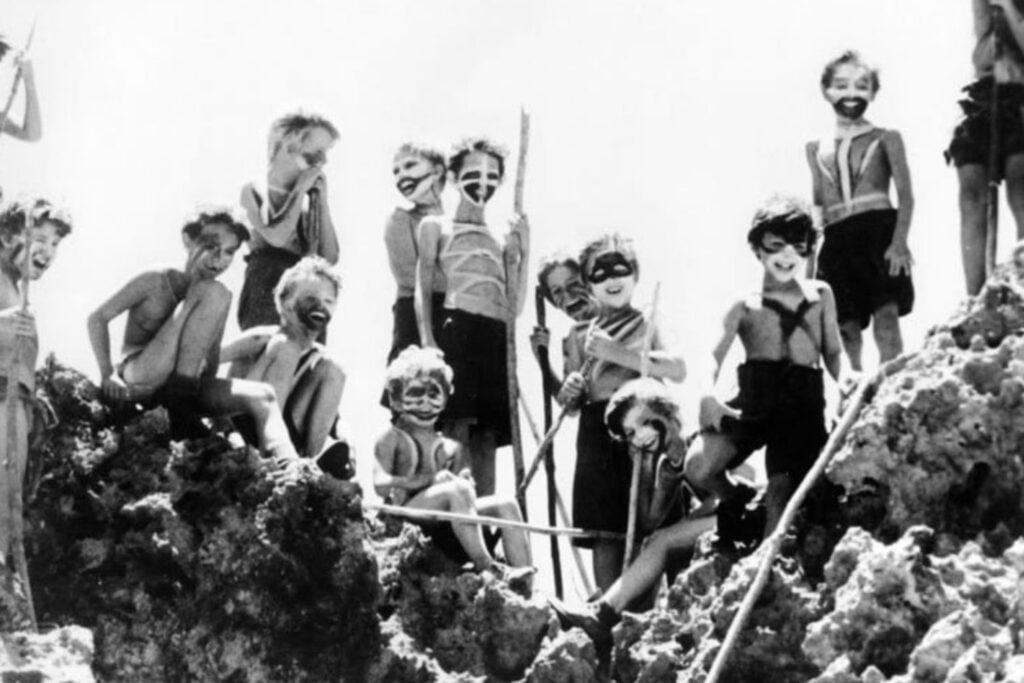 BBC revive el libro más incómodo del colegio con una nueva serie más violenta y actual