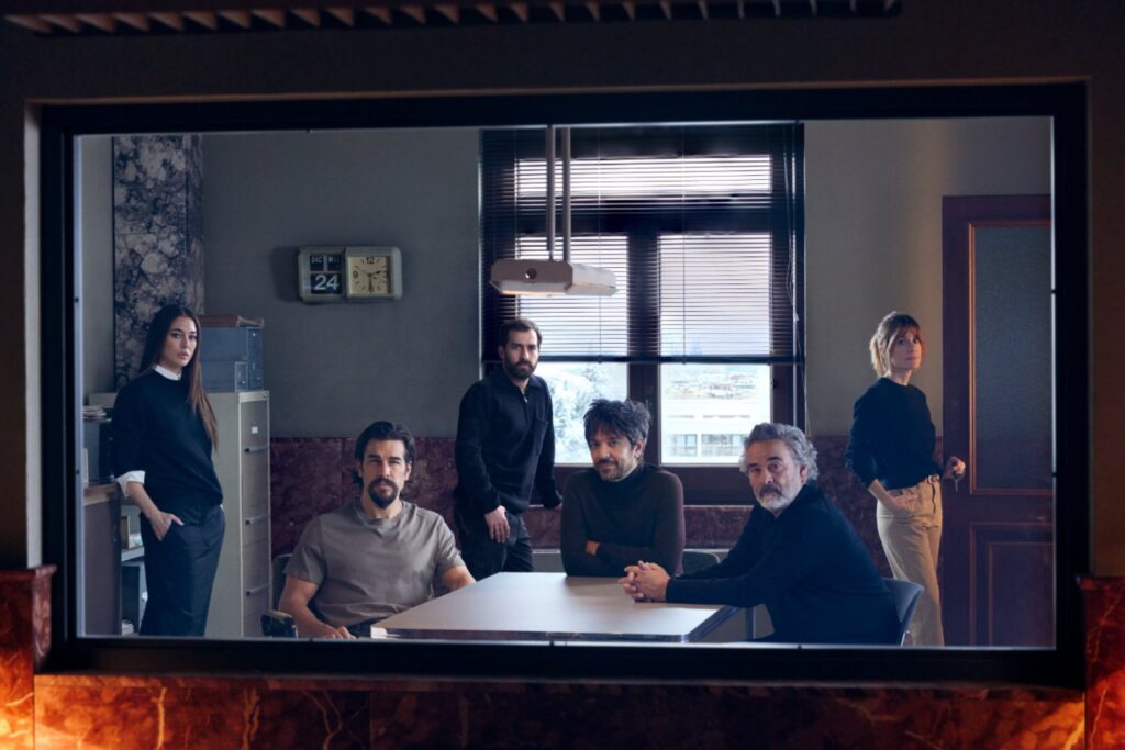 El director que juega con la mente del espectador vuelve a Netflix con un ‘thriller’ imposible de explicar