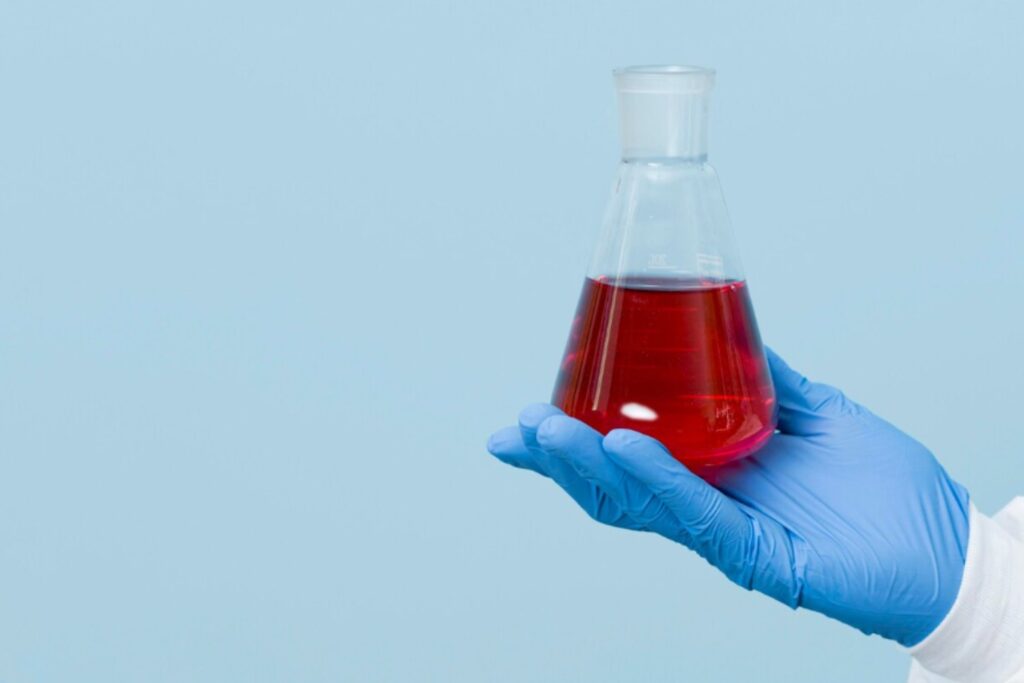 Por qué a veces llueve rojo: causas reales de un fenómeno poco común