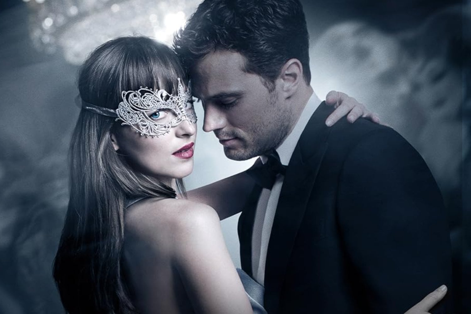 Aburrida para la crítica, imparable en taquilla: hoy emiten Cincuenta sombras de Grey