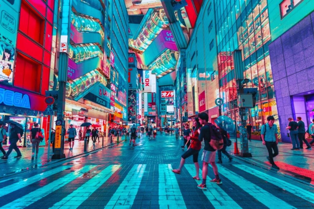 Japón es un país obsesionado con la limpieza, pero casi no tiene papeleras en la calle. El turismo masivo ha puesto en evidencia esa contradicción