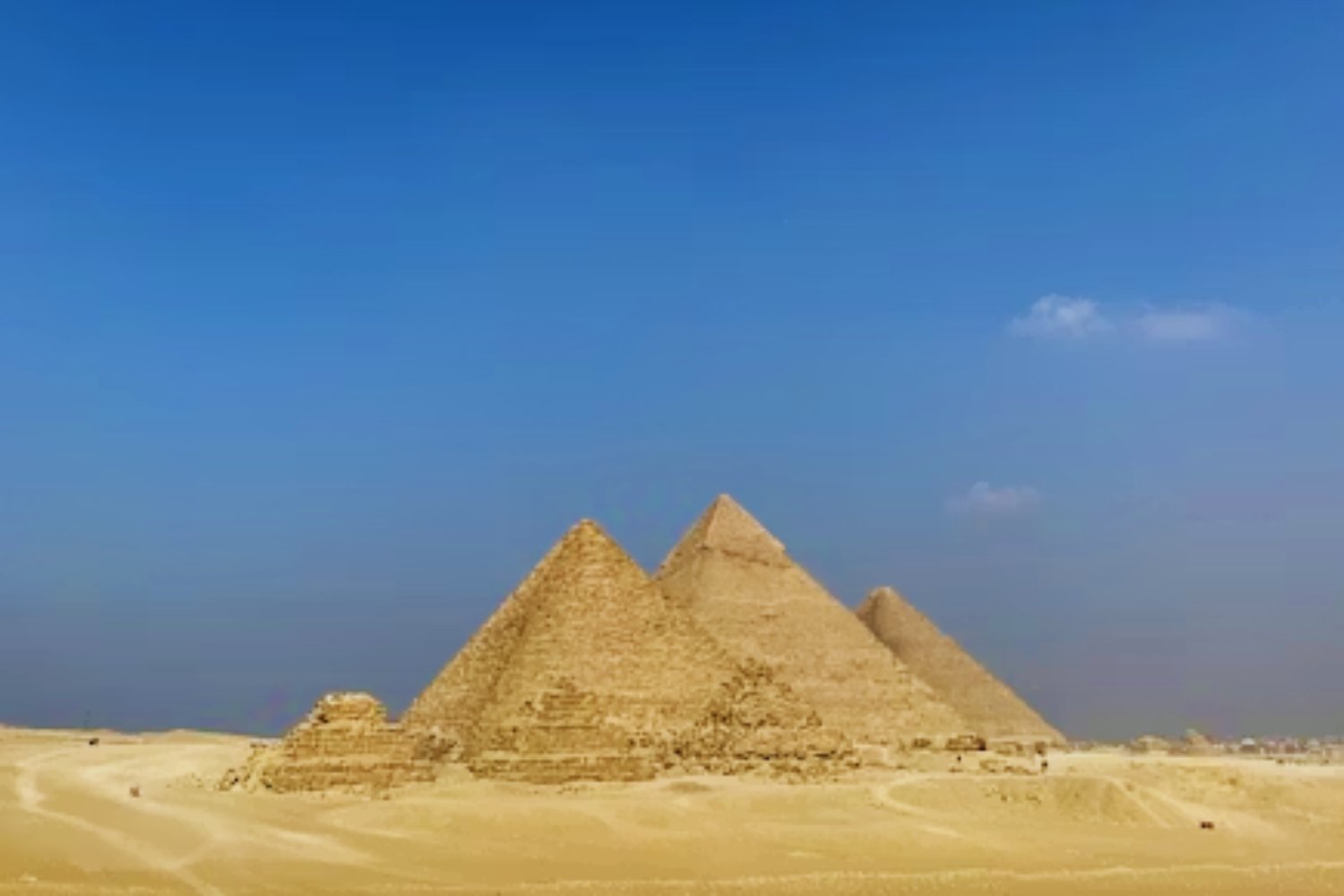 La Gran Pirámide de Giza podría ser mucho más antigua de lo que nos contaron en el colegio. Un geólogo reabre el debate con una teoría que choca con la egiptología