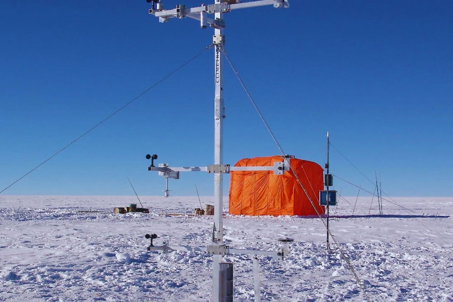 El Reino Unido perfora el corazón helado de la Antártida. 2,8 kilómetros de hielo para leer el clima de la Tierra de hace 1,2 millones de años