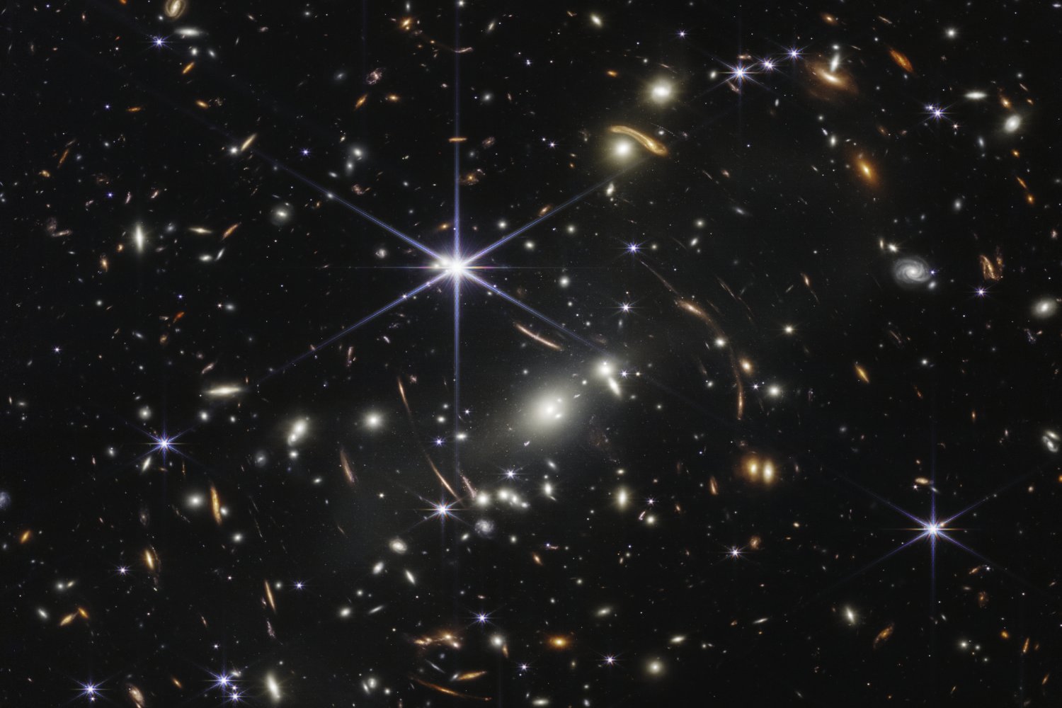 El telescopio James Webb acaba de asomarse a la infancia del universo. Sí, ha detectado la galaxia confirmada más antigua jamás observada