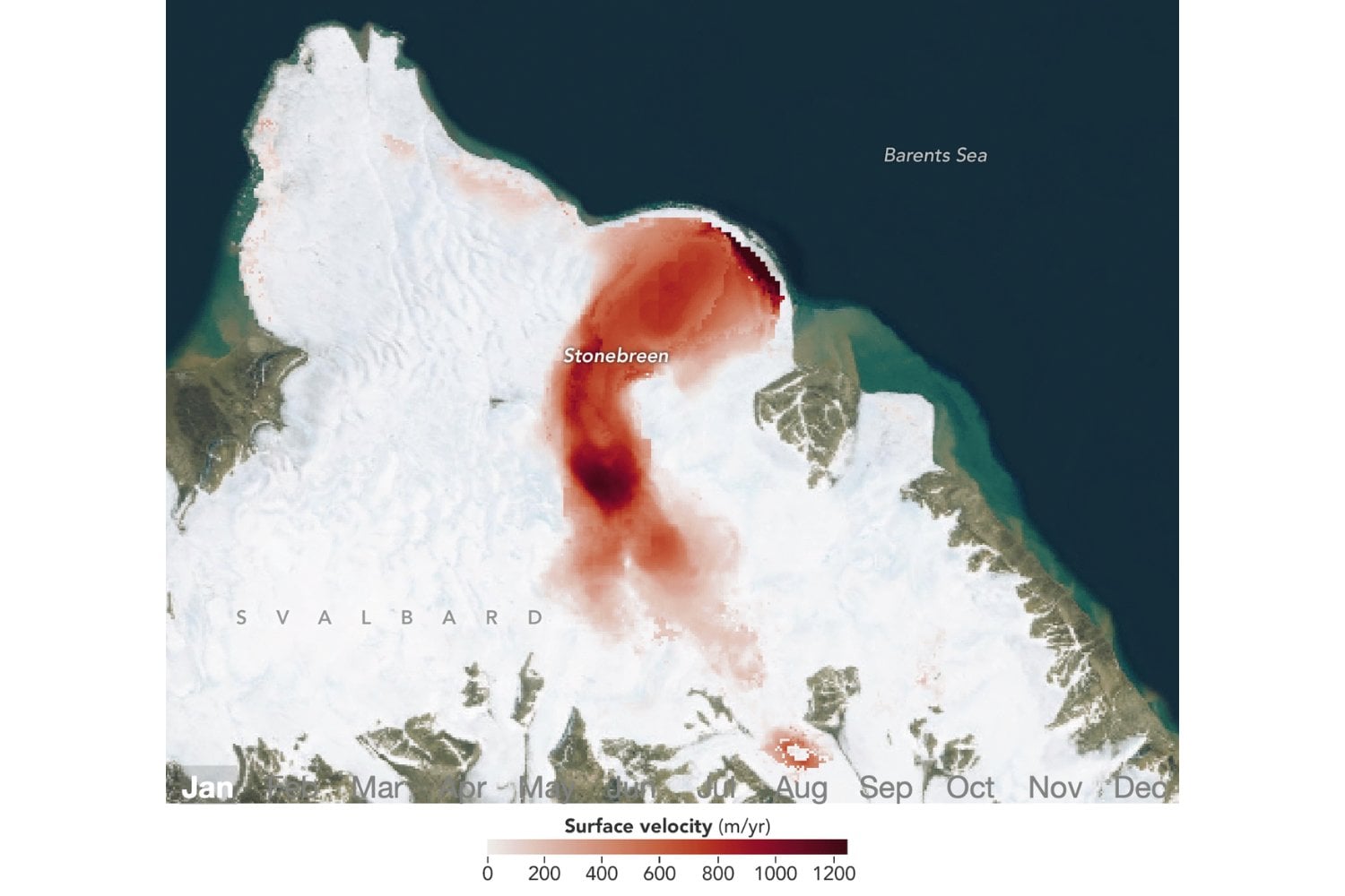 La NASA detecta un “latido” rojo en un glaciar del Ártico. Qué nos dice esta mancha palpitante sobre cómo se mueve el hielo en Svalbard