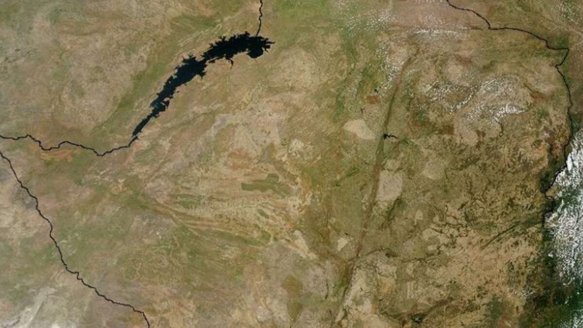 Una enorme marca geológica atraviesa el sur de África y la NASA acaba de mostrarla desde el espacio. Es una cicatriz de 2.500 millones de años que aún sigue contando la historia de la Tierra primitiva