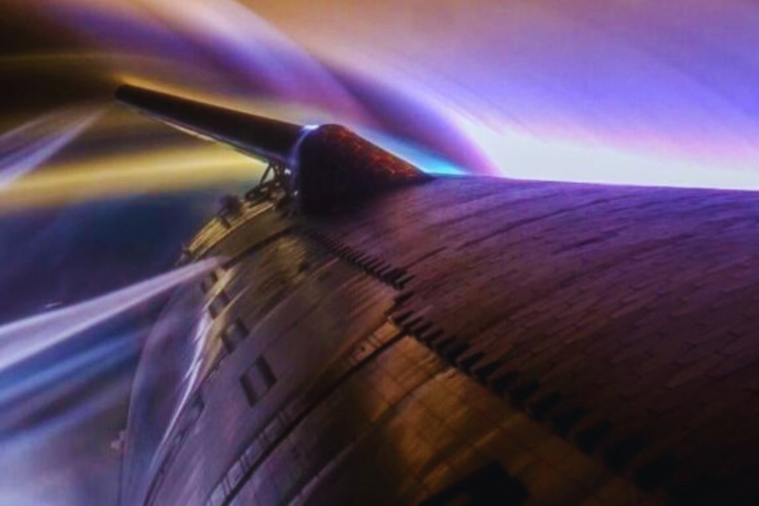 La física ya sabe cómo “burlar” la velocidad de la luz. La mala noticia es que la tecnología podría tardar siglos en alcanzarla