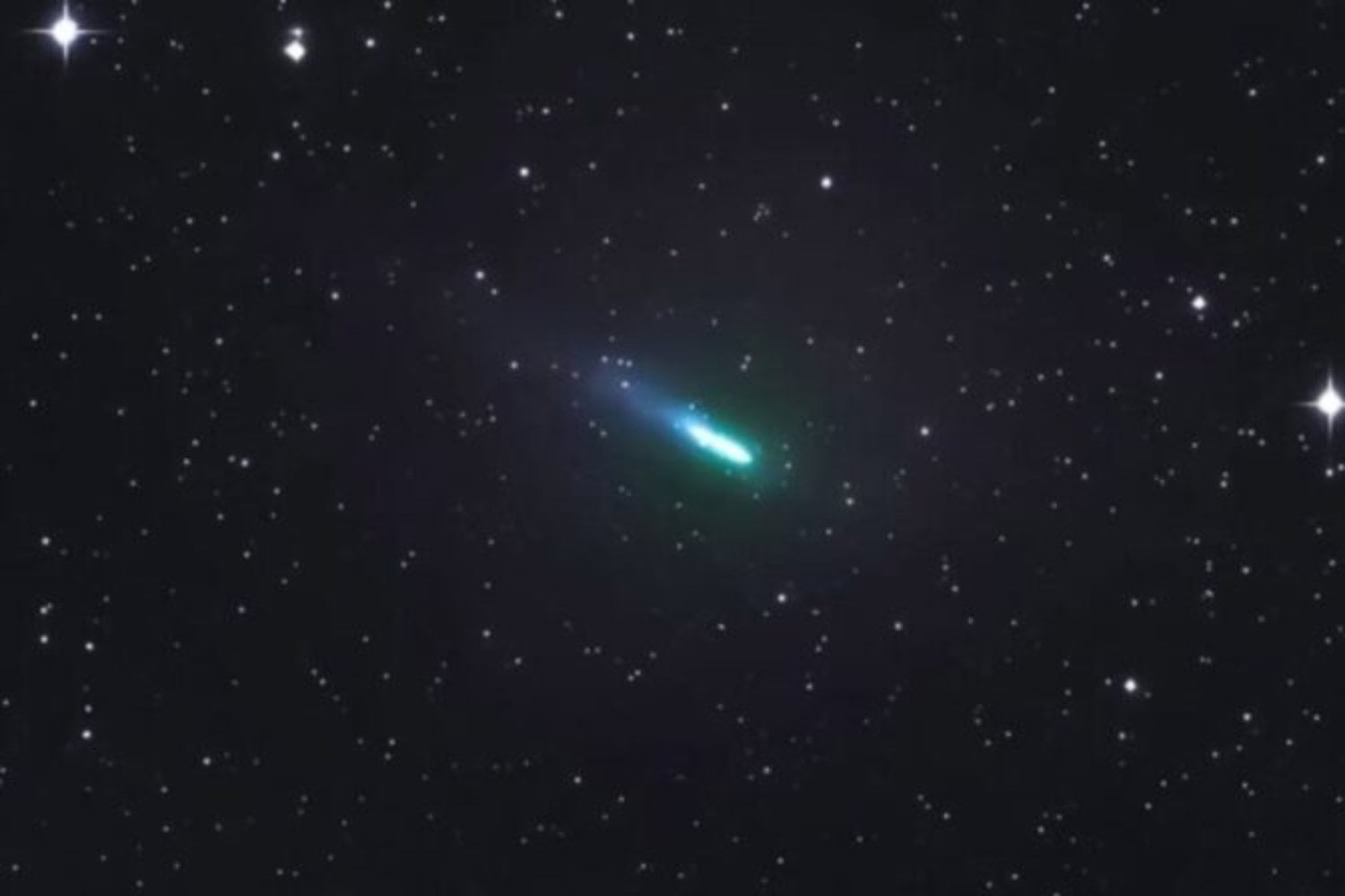 Para alcanzar al cometa interestelar 3I/ATLAS habría que rozar el Sol y salir disparados al espacio profundo. La maniobra es posible en teoría, pero roza los límites de la ingeniería