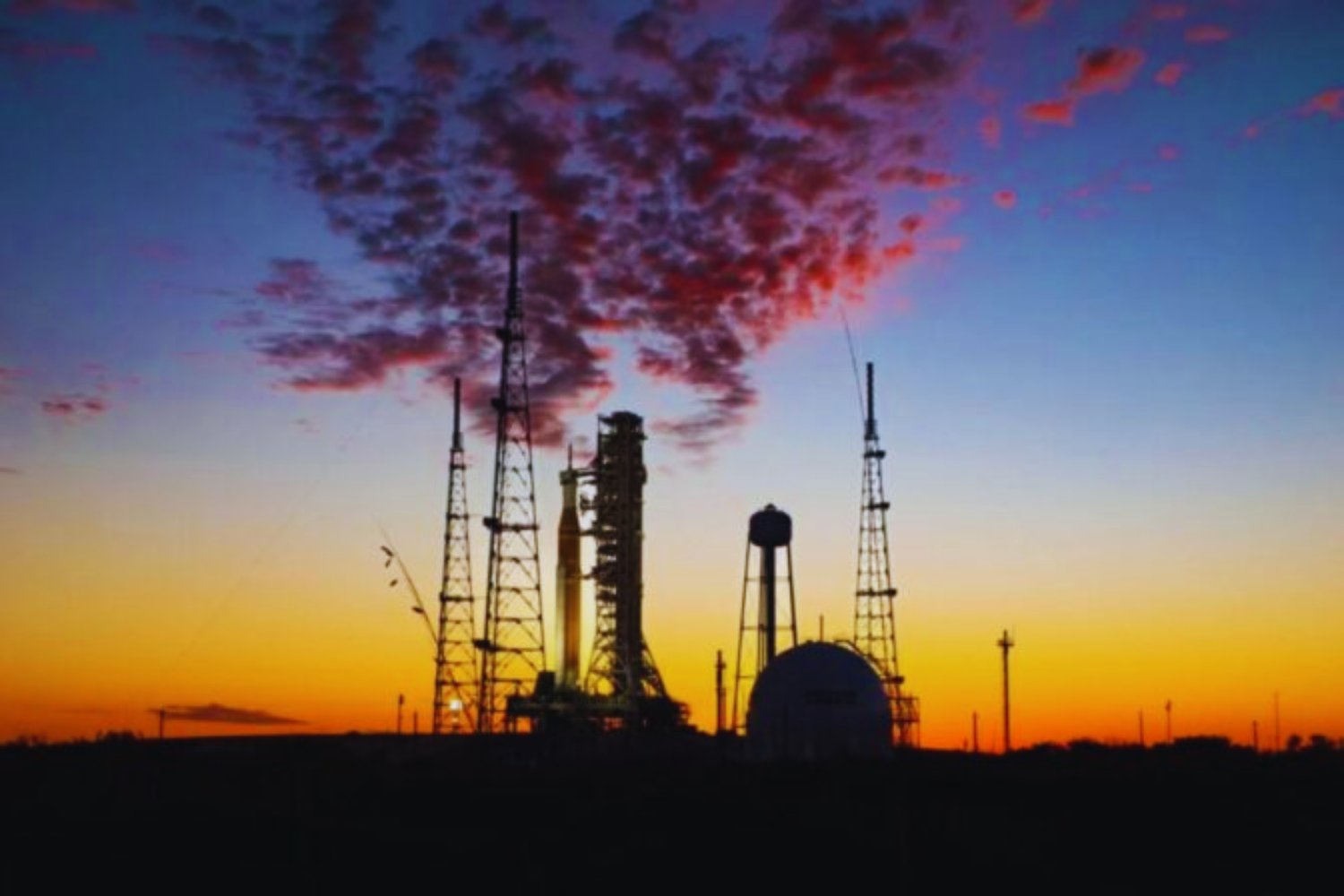 La Luna tiene regiones que ningún humano ha visto con sus propios ojos. Artemis II podría revelar esos territorios ocultos por primera vez