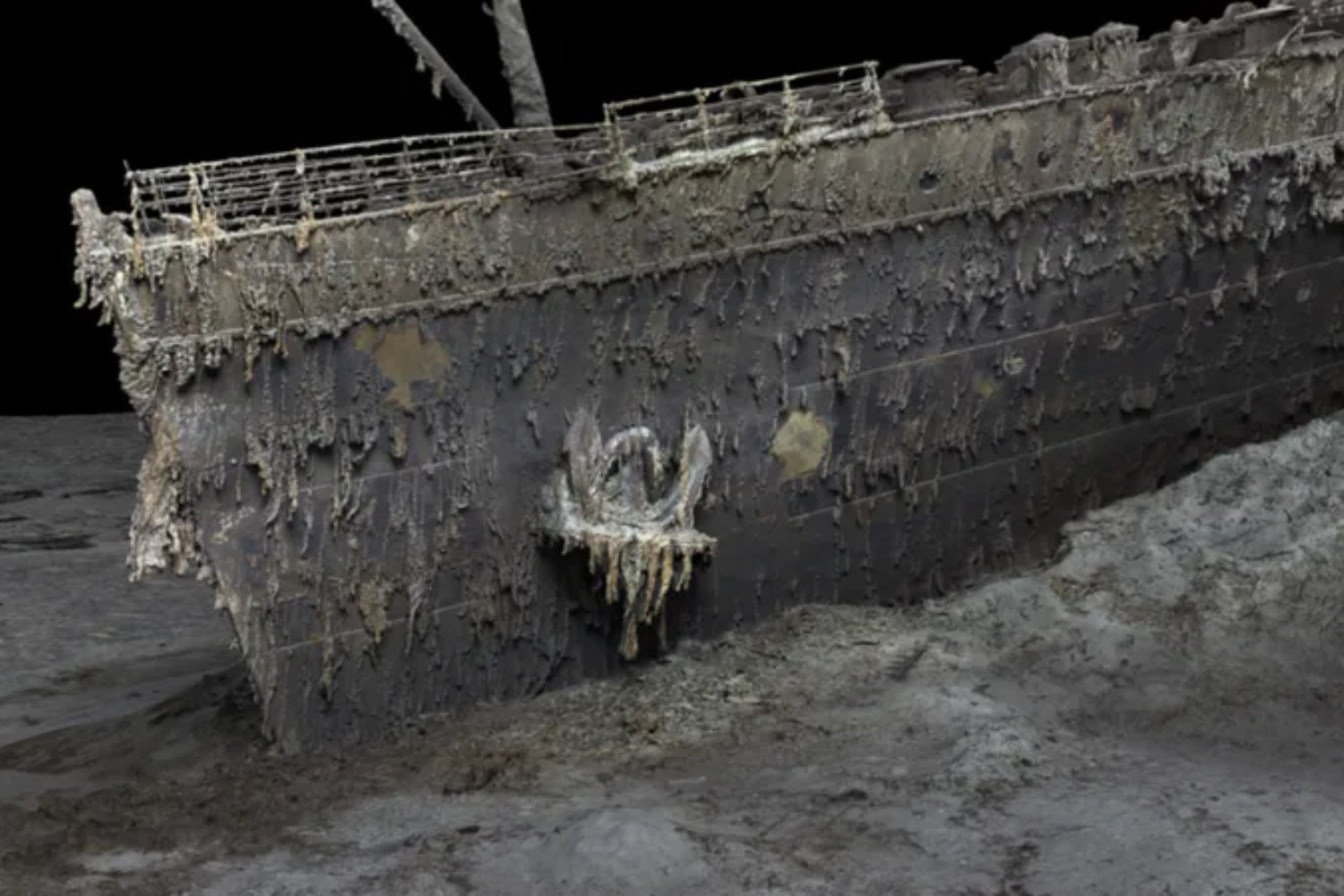 Un escaneo del Titanic con tecnología 3D ha revelado algo más importante que el impacto del iceberg. Cómo su tripulación logró mantener el sistema eléctrico y el barco operativo hasta el final para evitar un caos aún mayor