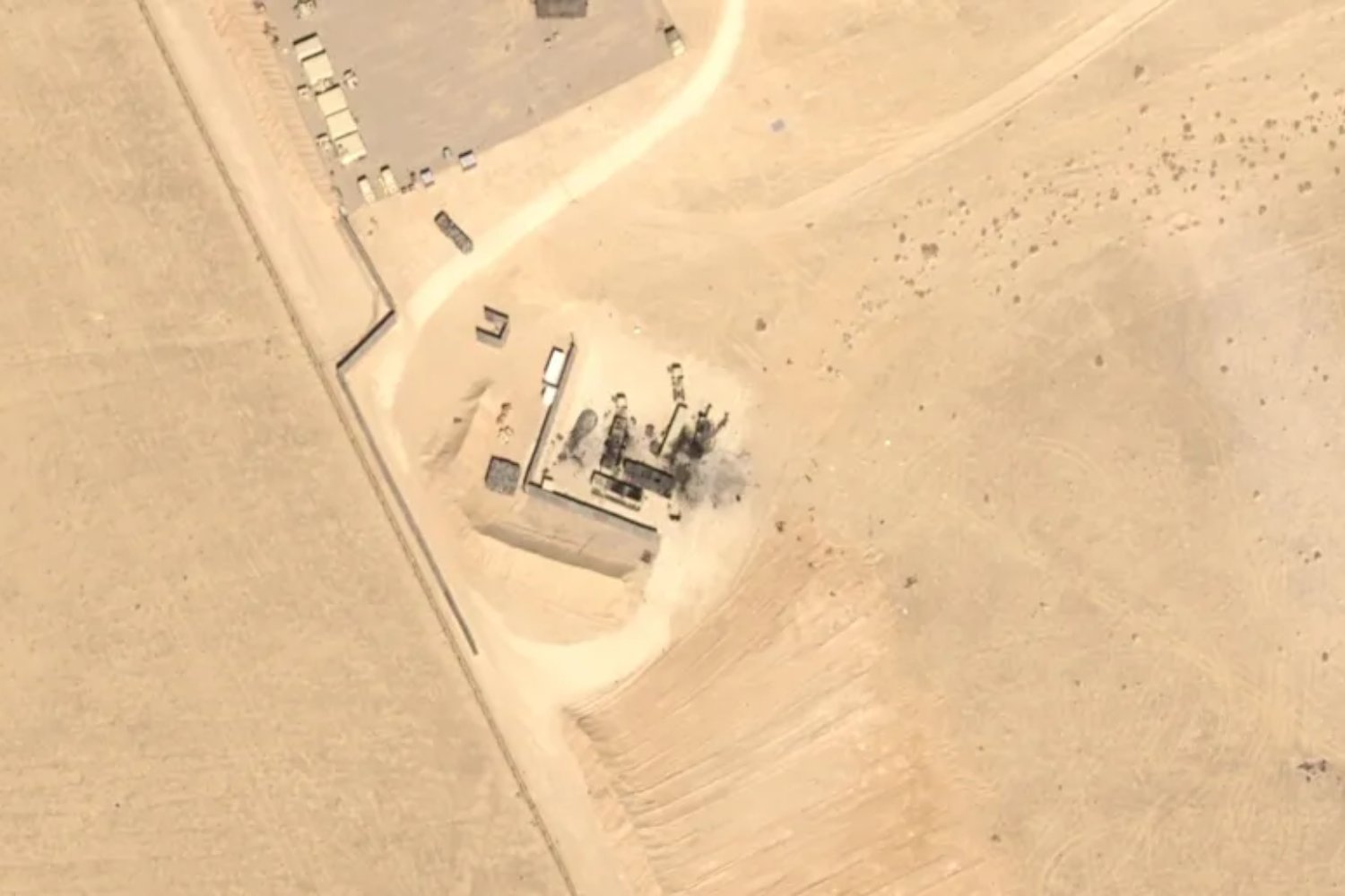 Un enjambre de drones baratos ha puesto en jaque uno de los escudos militares más sofisticados del planeta. Imágenes satelitales sugieren que varios radares clave del sistema antimisiles de EEUU han sido dañados en Oriente Próximo