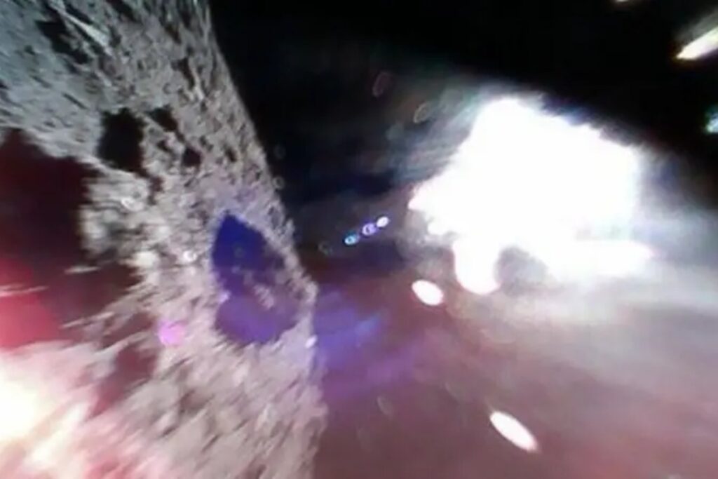 Las muestras de un asteroide acaban de confirmar algo inquietante sobre el origen de la vida. Los componentes del ADN estaban dispersos por todo el Sistema Solar