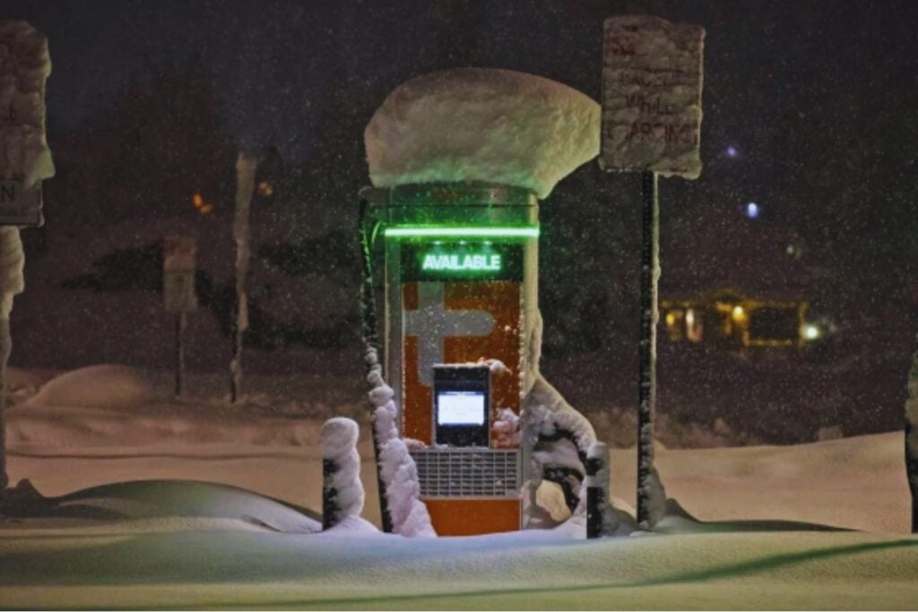 China rompe uno de los grandes límites de las baterías de litio. Logra más de 700 Wh/kg y funcionamiento estable a −50 °C. Y eso podría cambiar cómo electrificamos el planeta