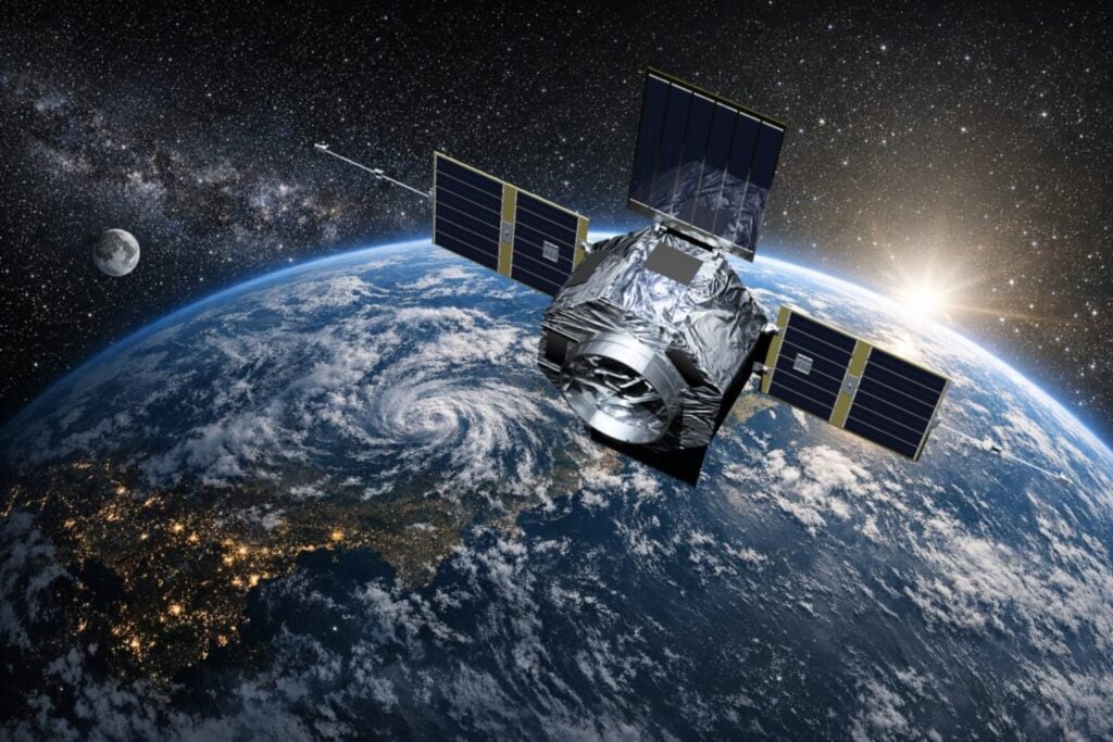 Una sonda científica de la NASA de 600 kilos está cayendo sin control hacia la Tierra. Su reentrada atmosférica podría ocurrir hoy y nadie sabe exactamente dónde