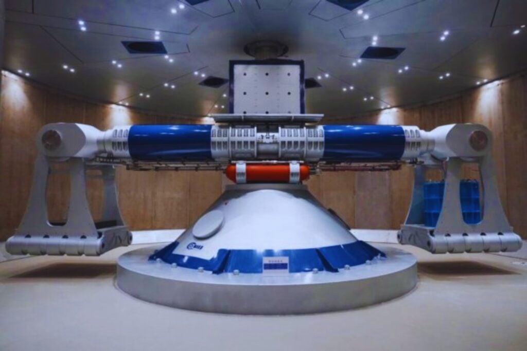 China ha construido la centrífuga de hipergravedad más potente del mundo. Una gigantesca máquina científica puede simular terremotos, tsunamis y procesos geológicos que normalmente tardan siglos