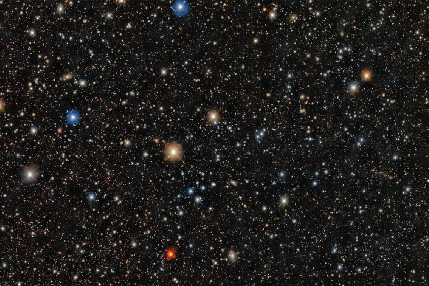 Han encontrado una estrella diminuta y casi invisible en una galaxia lejana que podría explicar cómo nació la Vía Láctea. Su composición química es tan extraña que parece una reliquia directa del universo primitivo