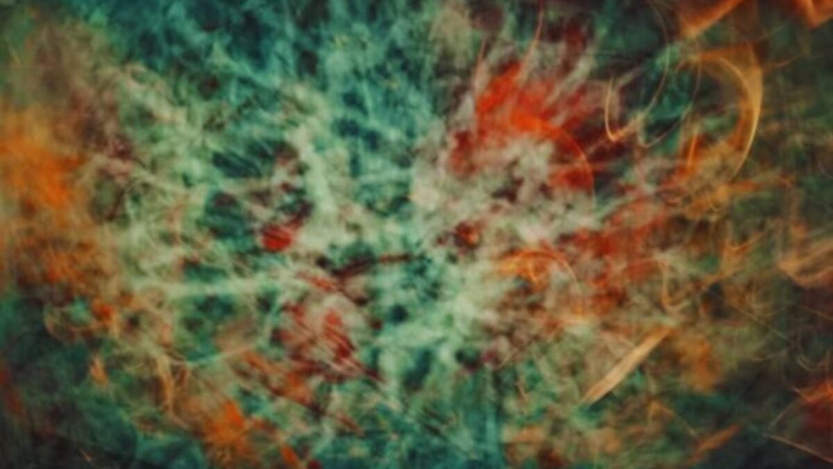 Un detector submarino en el Mediterráneo captó una partícula imposible de ignorar. Ahora los científicos creen que ese neutrino extremo pudo viajar desde galaxias a miles de millones de años luz