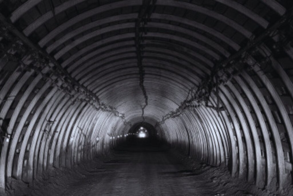 Las minas de carbón ya no extraerán energía. Suiza quiere convertir las galerías del Bierzo en una batería gigante para estabilizar la red eléctrica española